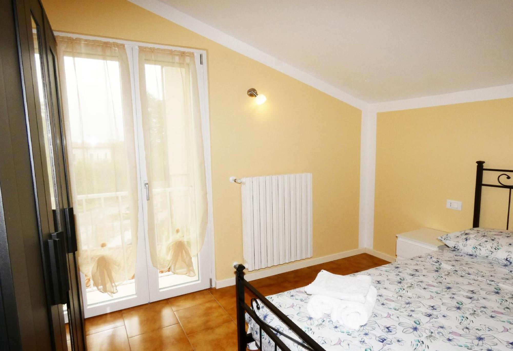 פולפנצה דל גארדה Casa Vacanze Sabrina מראה חיצוני תמונה